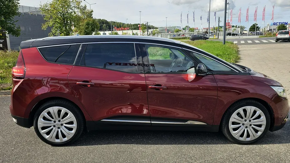RENAULT Grand Scenic -