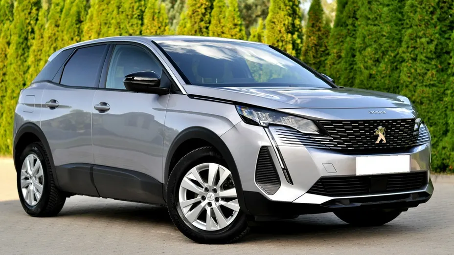 PEUGEOT 3008 -