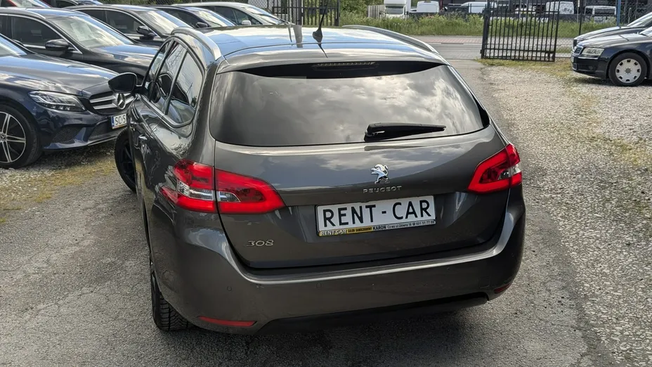 PEUGEOT 308 -