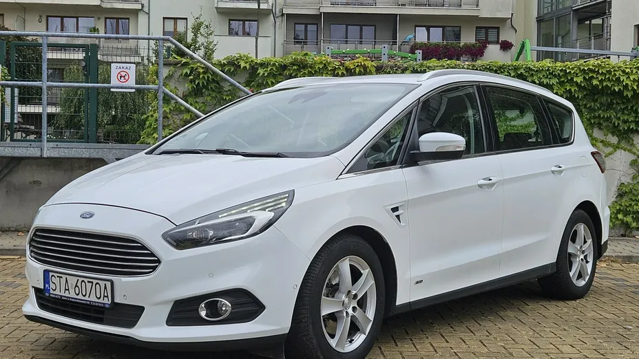 FORD S-MAX -