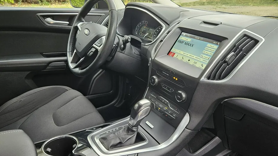 FORD S-MAX -