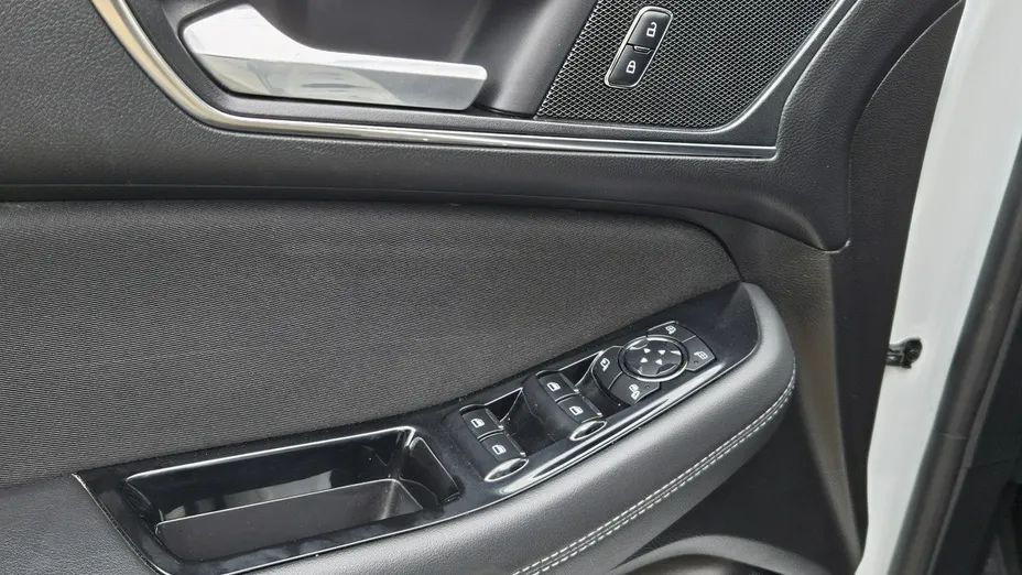 FORD S-MAX -
