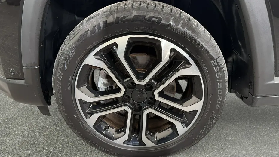 JEEP Compass -