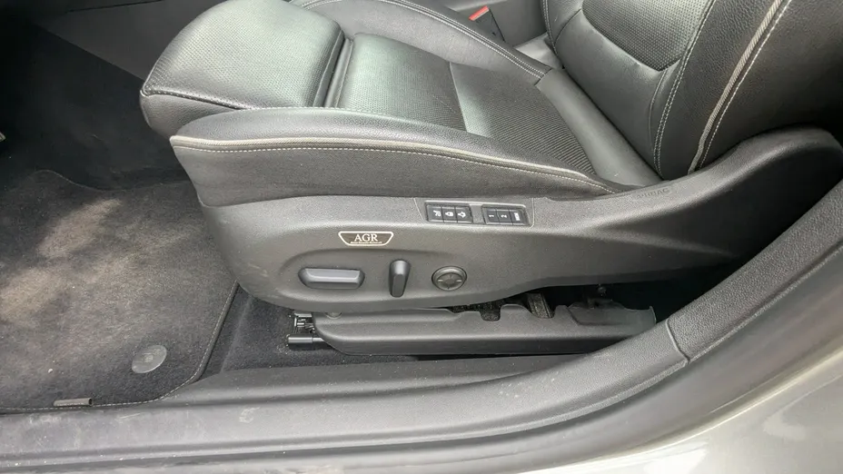 OPEL Insignia -