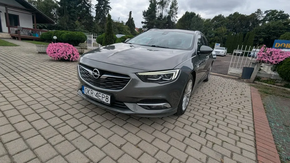 OPEL Insignia -
