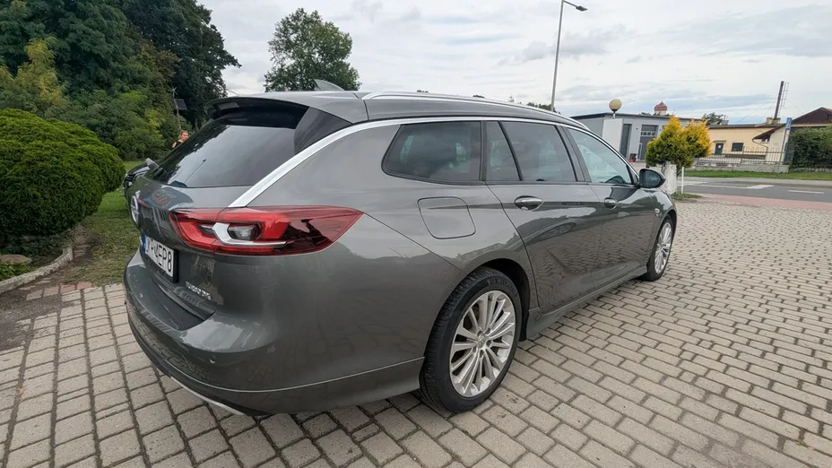 OPEL Insignia -