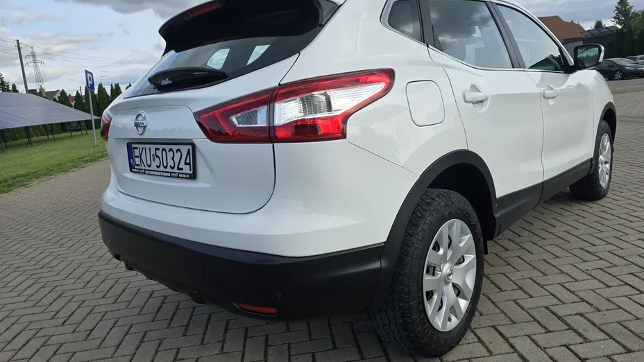 NISSAN Qashqai -
