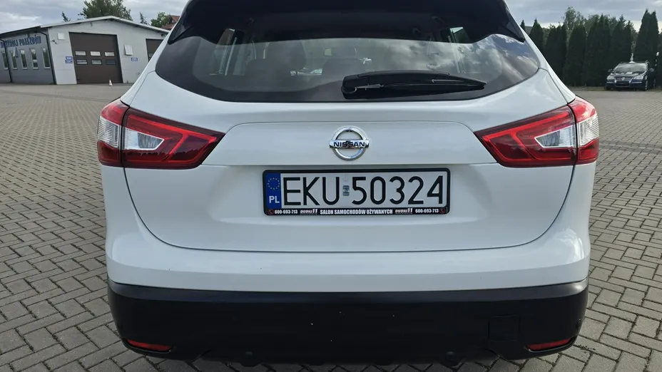 NISSAN Qashqai -