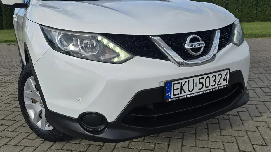 NISSAN Qashqai -