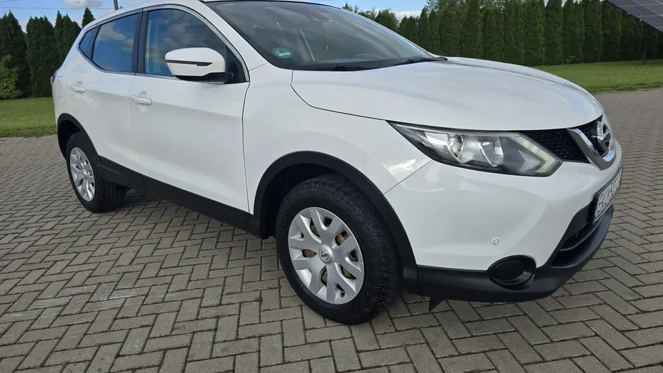 NISSAN Qashqai -
