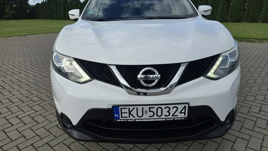NISSAN Qashqai -
