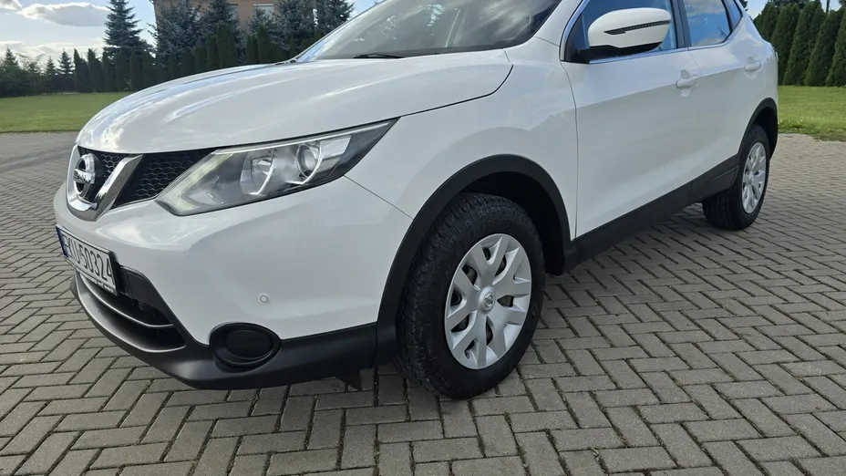 NISSAN Qashqai -