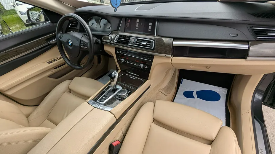 BMW Seria 7 -
