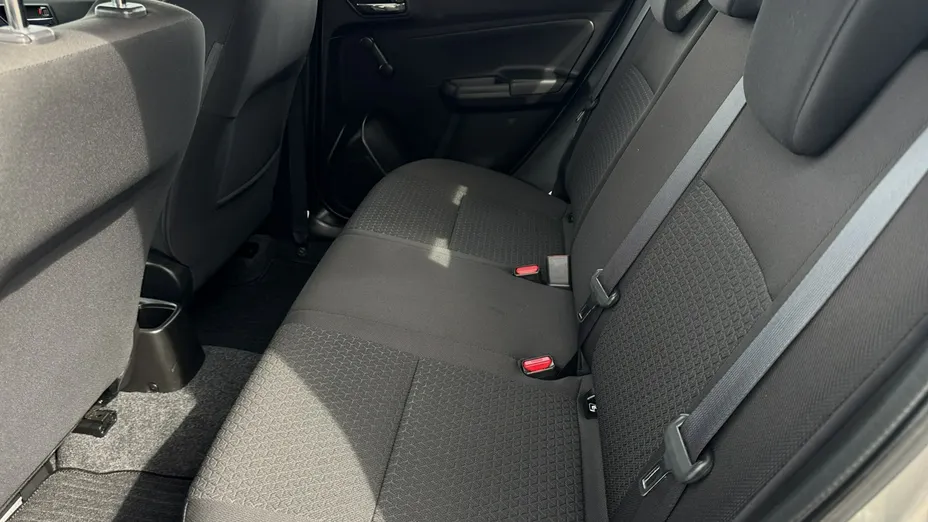 SUZUKI Swift -