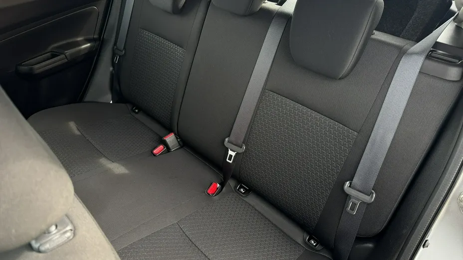 SUZUKI Swift -