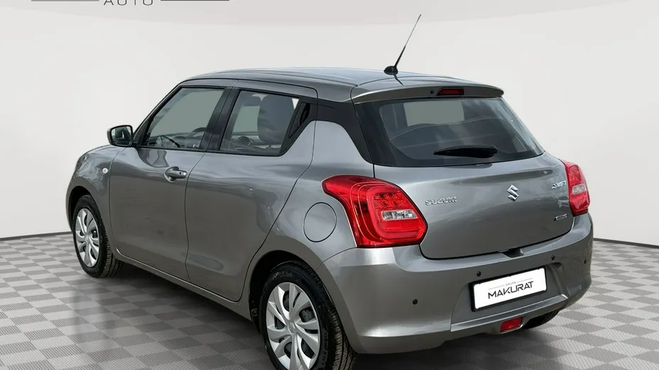SUZUKI Swift -