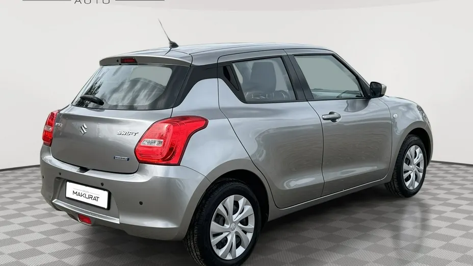 SUZUKI Swift -