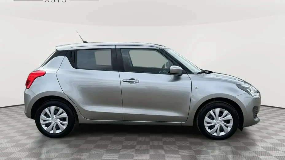 SUZUKI Swift -