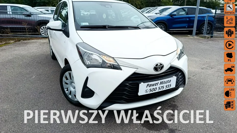 TOYOTA Yaris -