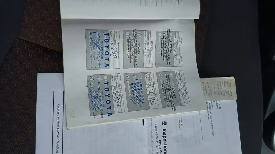 TOYOTA Verso -