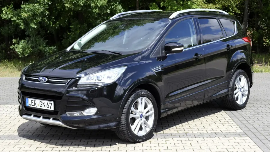 FORD Kuga -