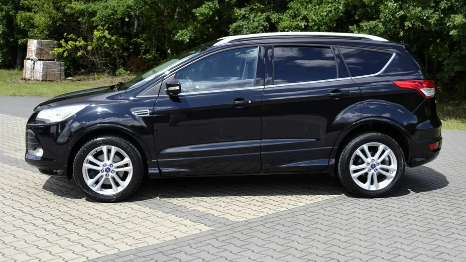 FORD Kuga -