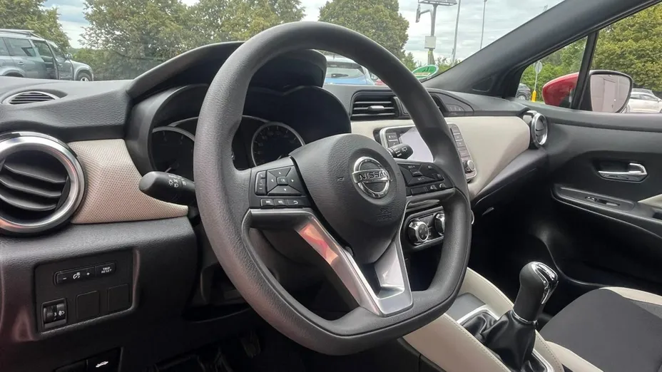 NISSAN Micra -