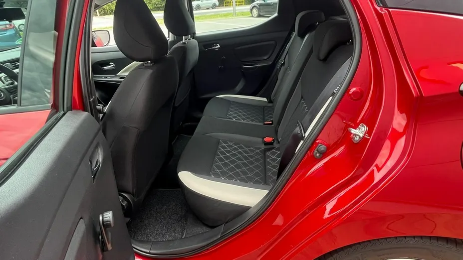 NISSAN Micra -