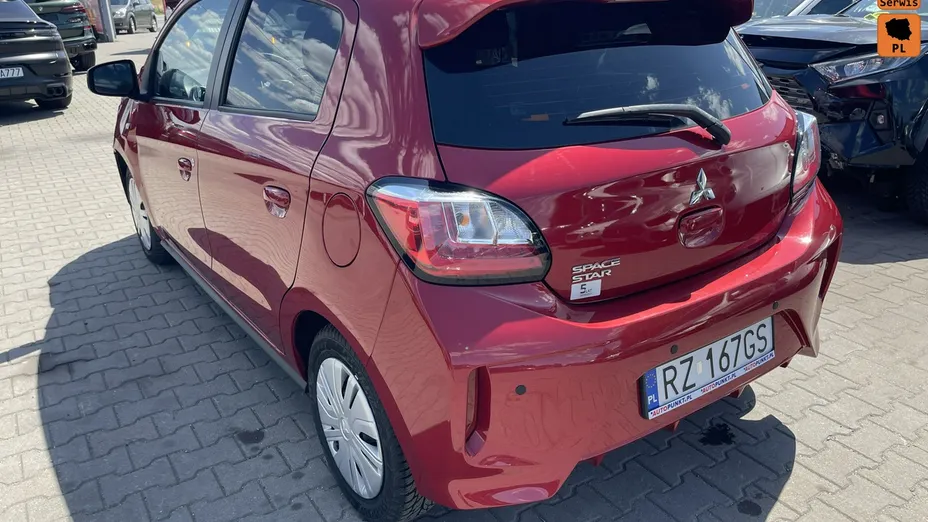 MITSUBISHI Space Star -
