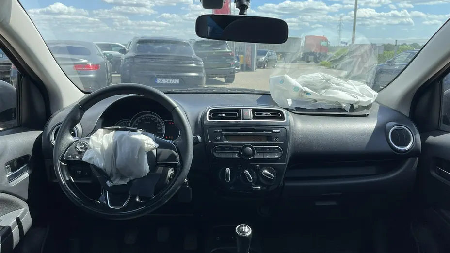 MITSUBISHI Space Star -