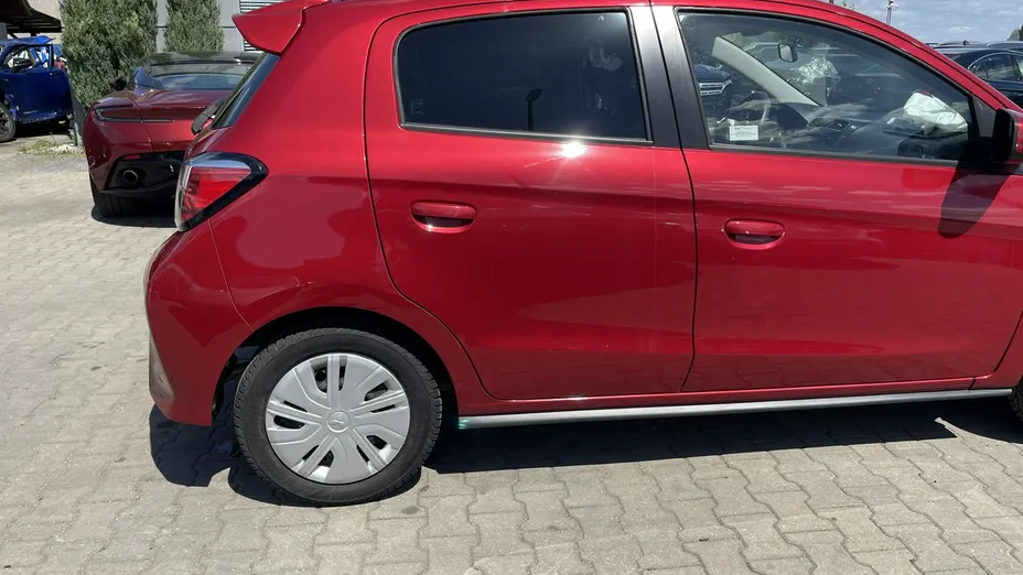 MITSUBISHI Space Star -