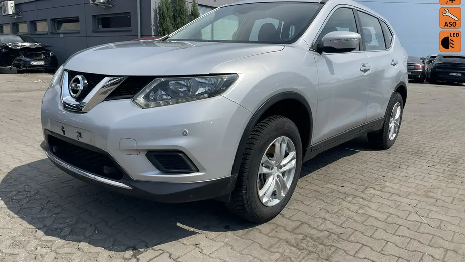 NISSAN X-Trail -