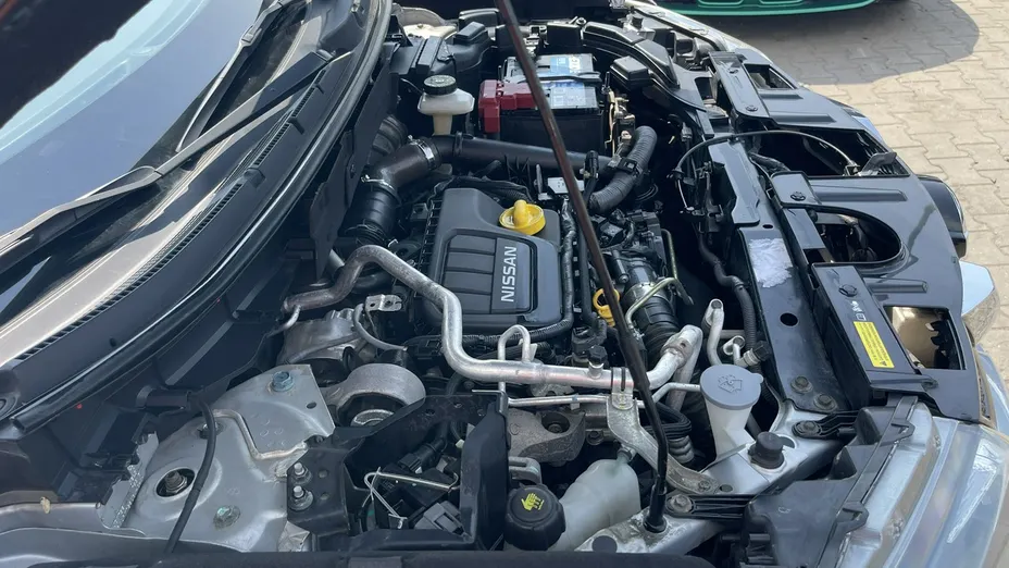 NISSAN X-Trail -