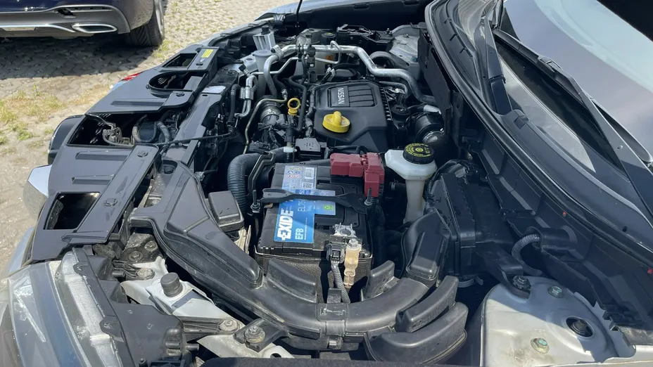 NISSAN X-Trail -