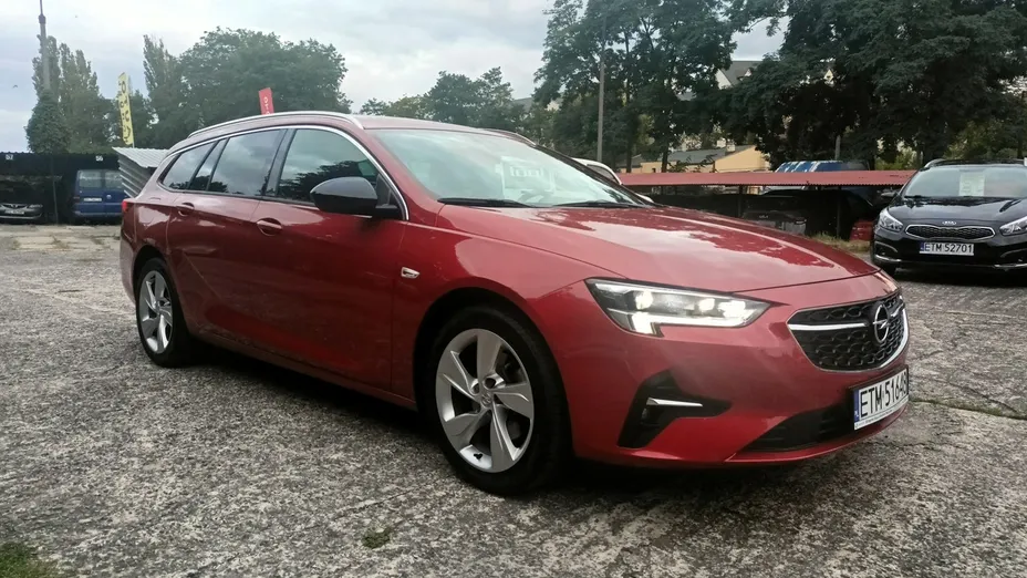 OPEL Insignia -