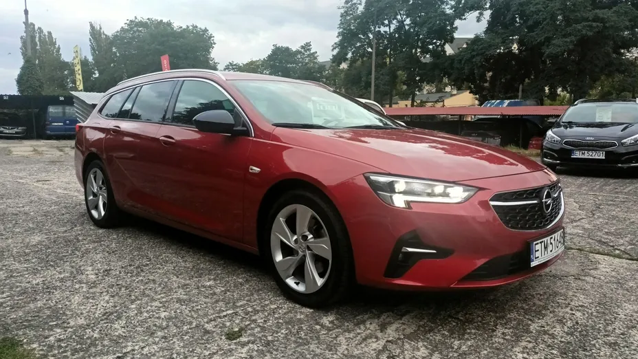 OPEL Insignia -
