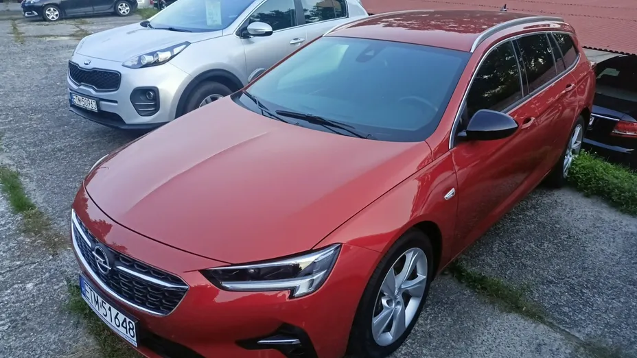 OPEL Insignia -
