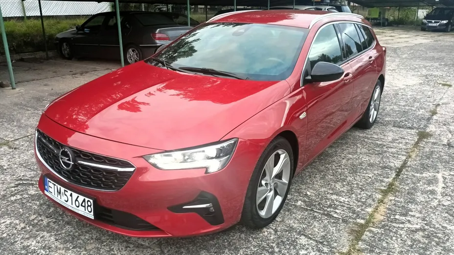 OPEL Insignia -