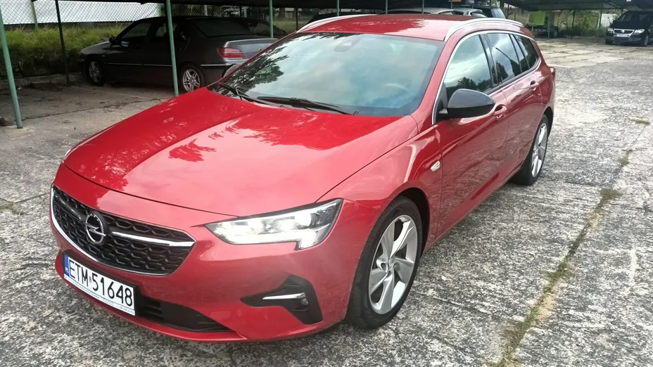 OPEL Insignia -