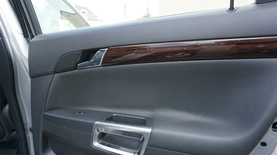OPEL Antara -