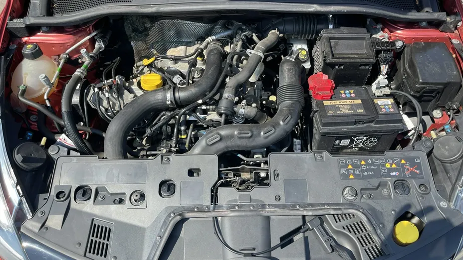 RENAULT Clio -