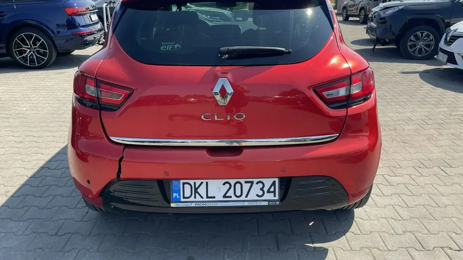 RENAULT Clio -