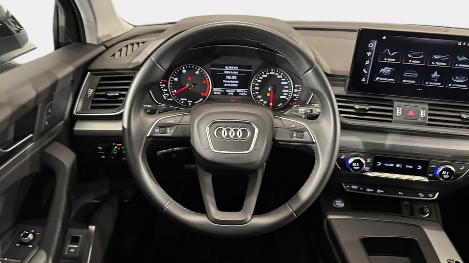 AUDI Q5 -
