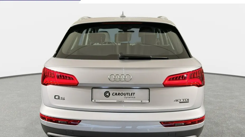 AUDI Q5 -