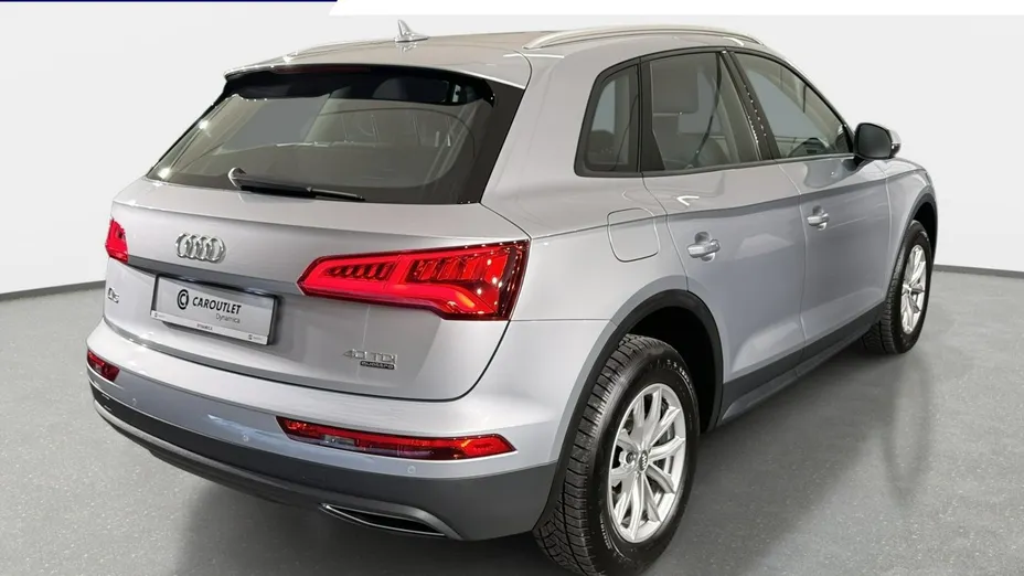 AUDI Q5 -