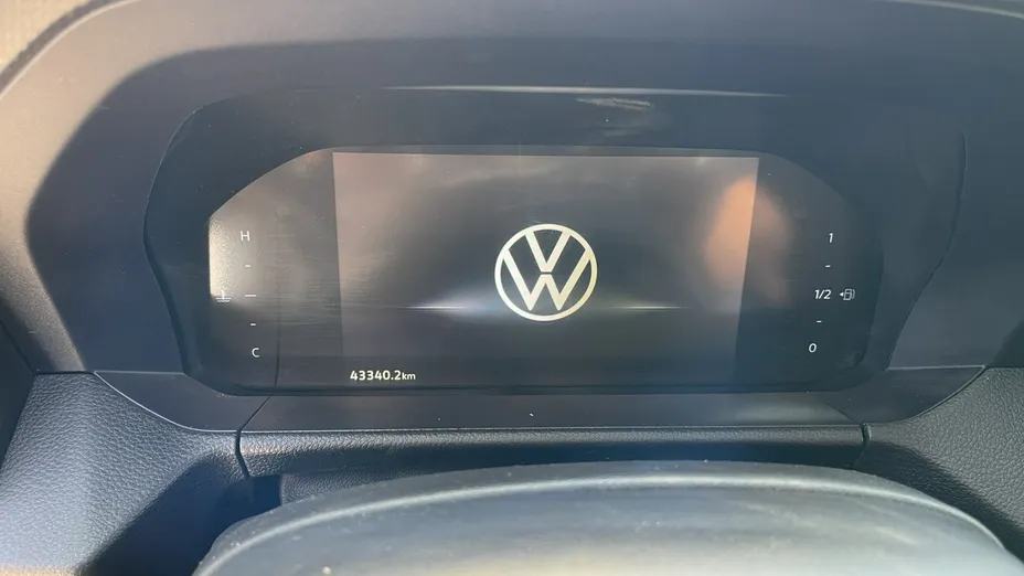 VOLKSWAGEN Amarok -