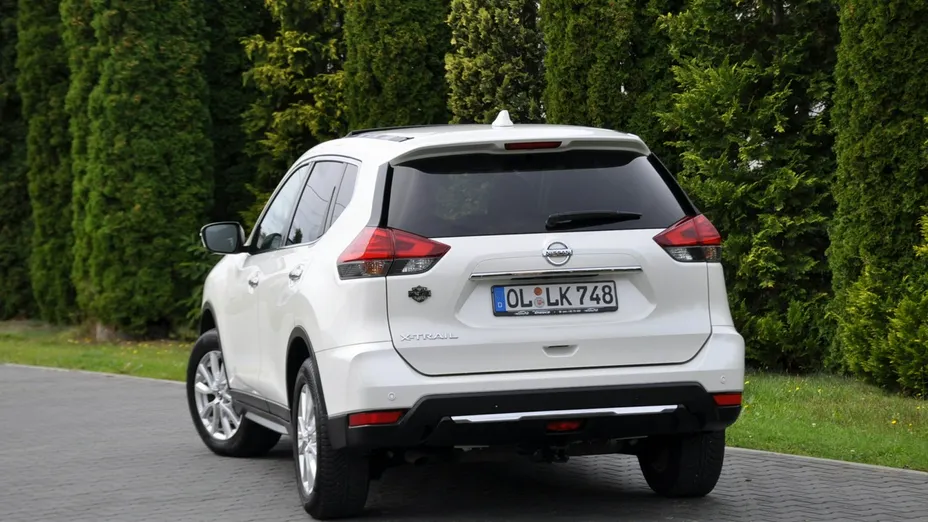 NISSAN X-Trail -