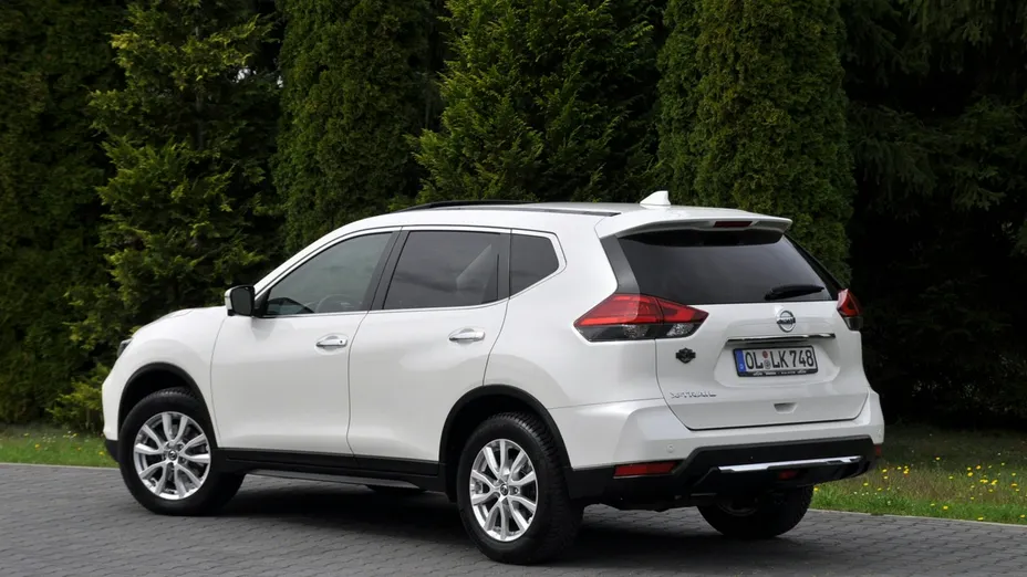 NISSAN X-Trail -