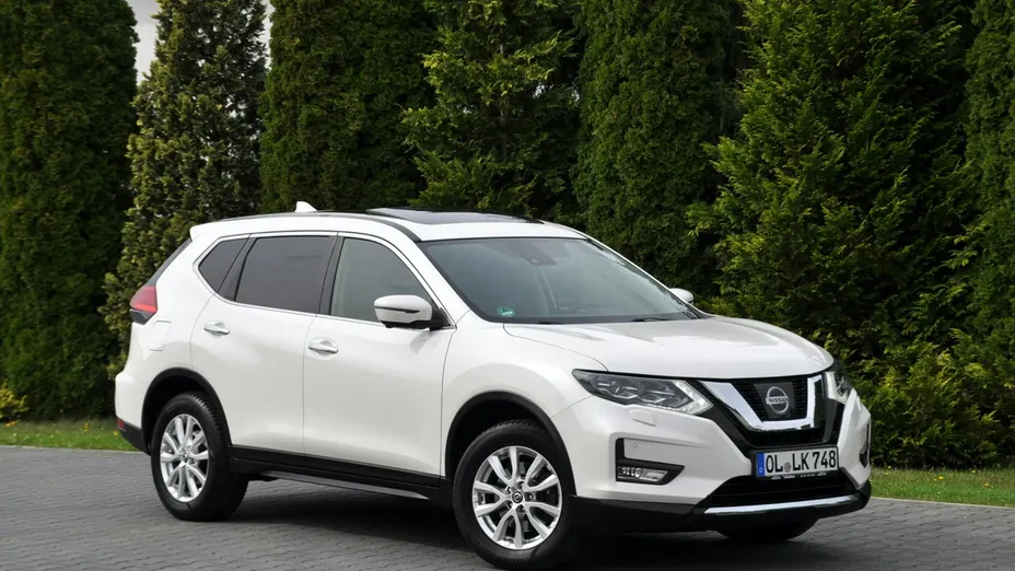 NISSAN X-Trail -