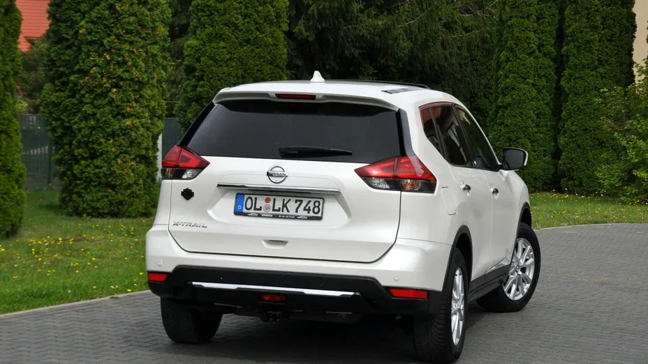 NISSAN X-Trail -
